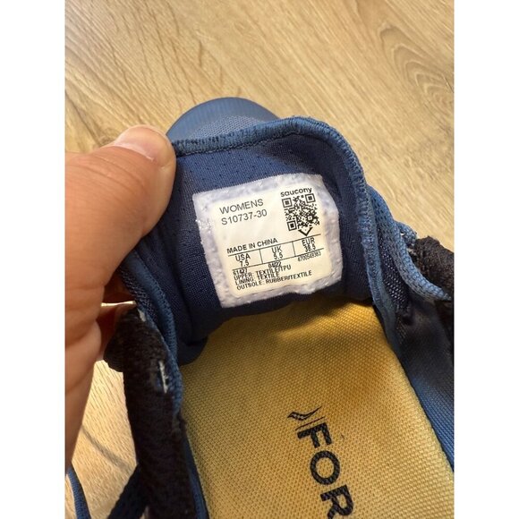 Saucony Women's Peregrine 12 Trail Running Shoe Navy/Gold 7.5 - Picture 8 of 8